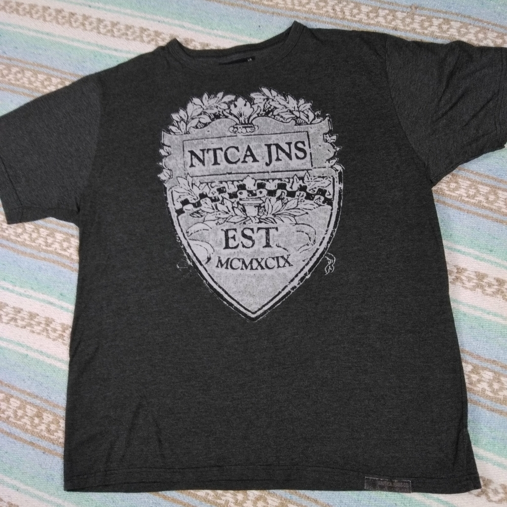 NAUTICA JEANS COMPANY GRAPHIC TEE